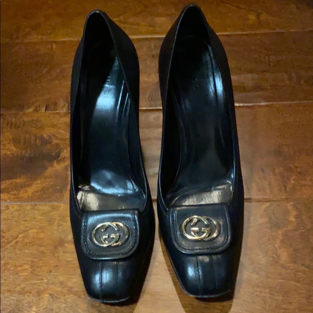 Like new original Gucci heels size 9B